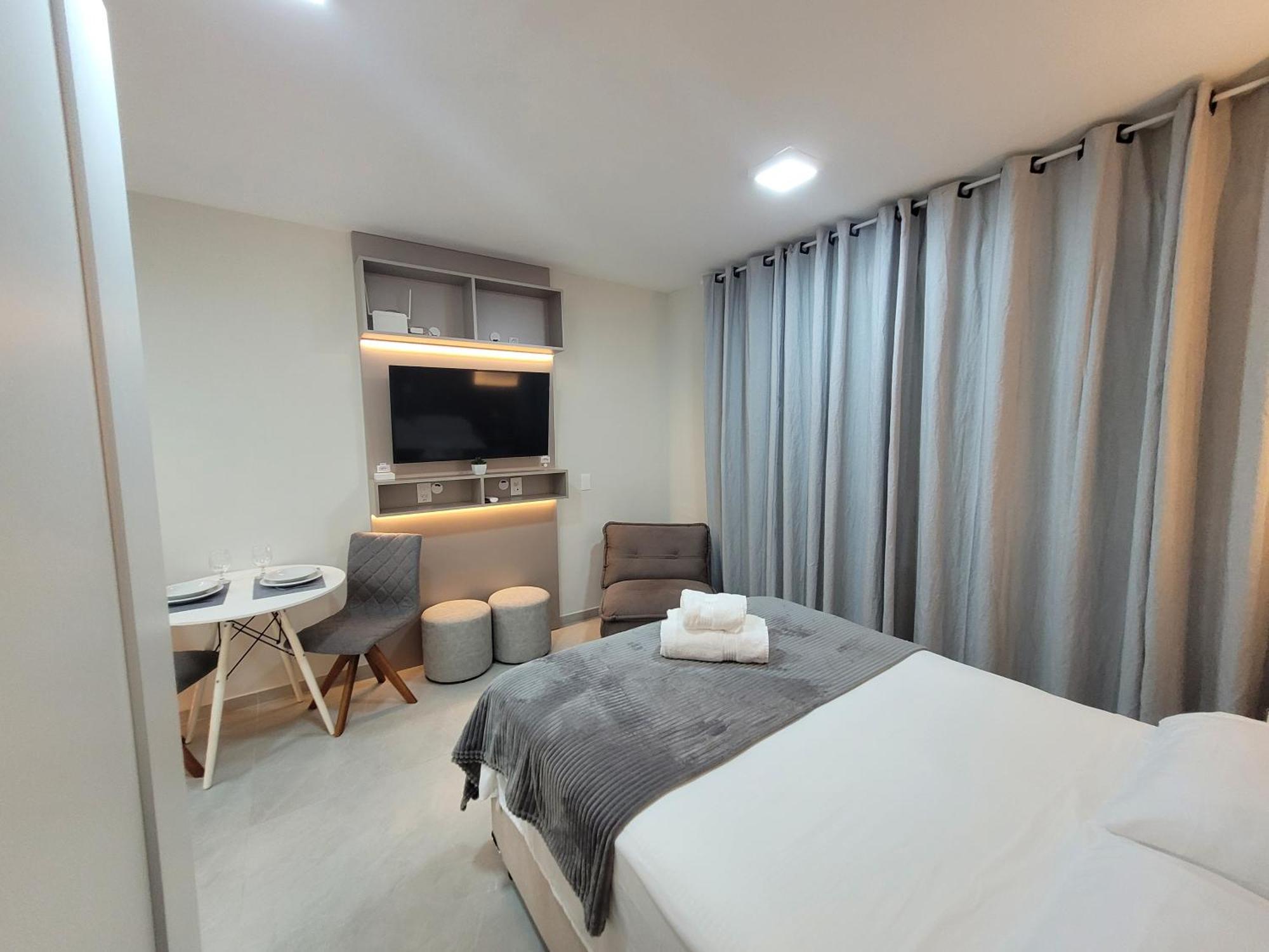 Studio Lux Ao Lado Da Puc Com Netflix Porto Alegre Exterior foto